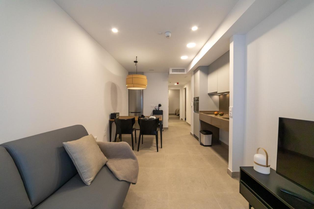 Alidreams Lola Center Apartamentos لقنت المظهر الخارجي الصورة
